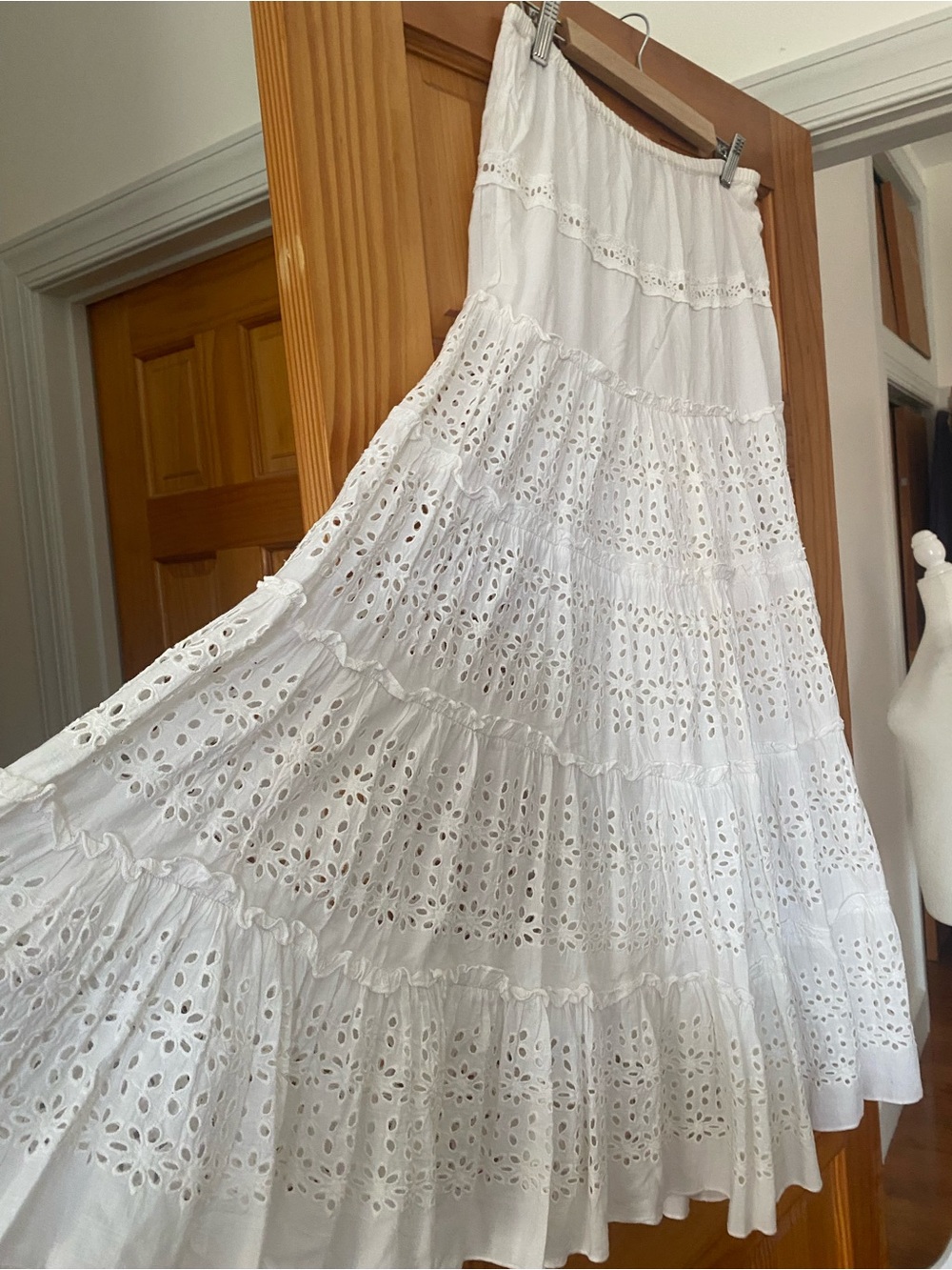 Kaktus White Eyelet Tiered Maxi Skirt Boho Cottagecore Prairie Cotton M